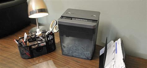 small desktop shredder